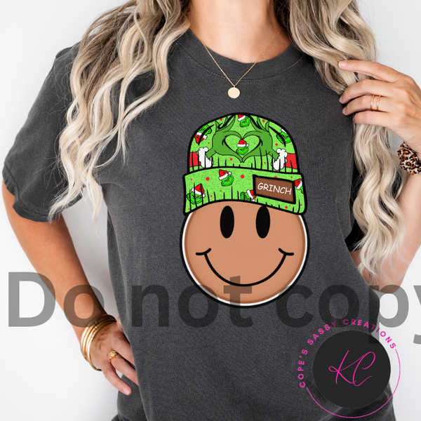 Grinch beanie Shirt