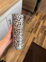 Mama 20 oz tumbler with cheetah